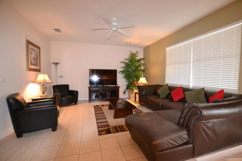 Five-Bedroom Villa image 3