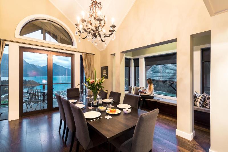 Commonage Promenade Villa 3BR - image 6
