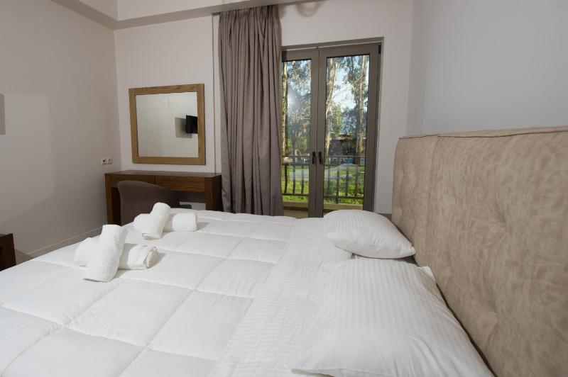 Comfort Triple Room image 2