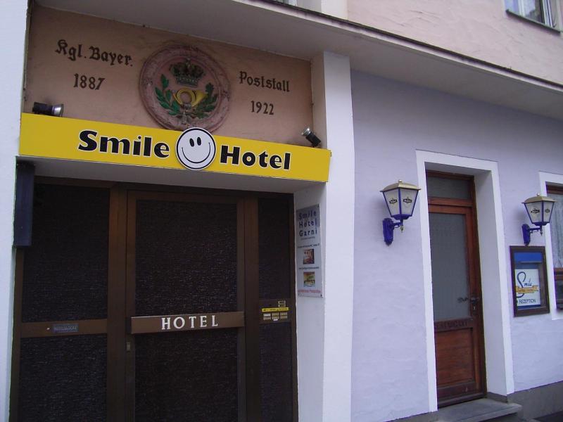 Smile Hotel - image 6