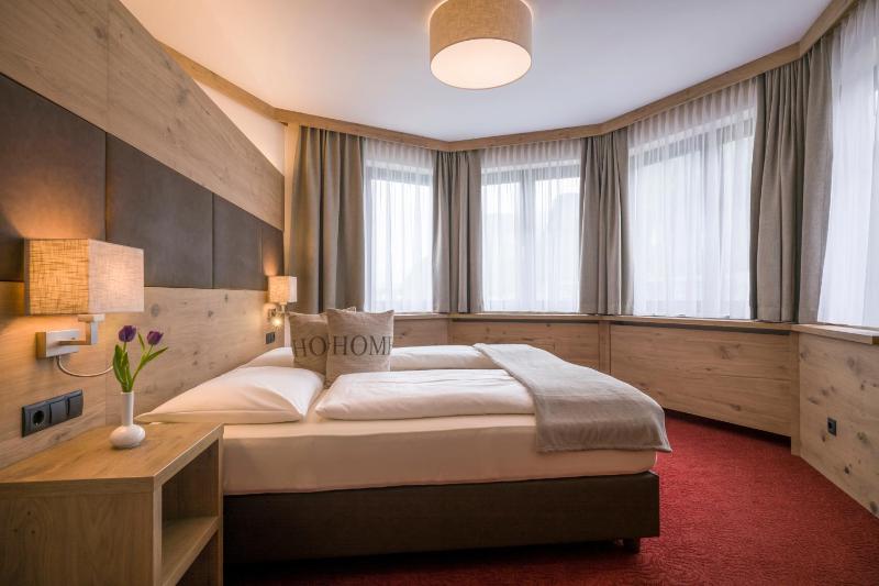 Superior Double Room image 1