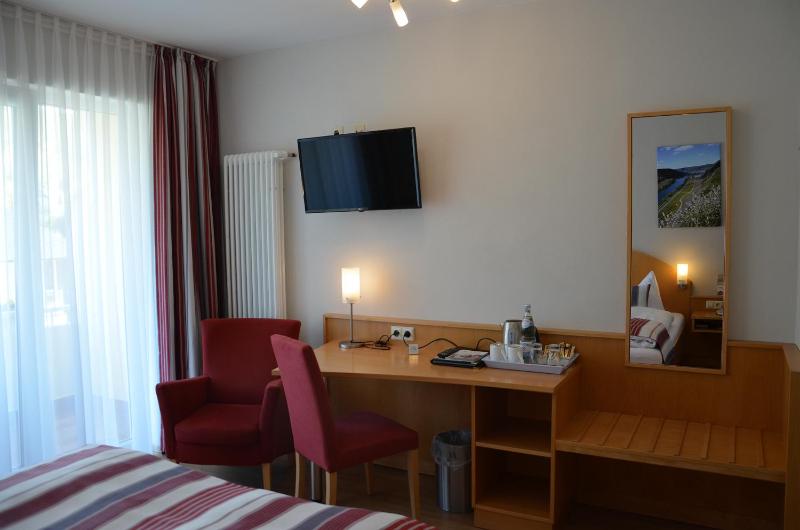 Double Room with Balcony and Castle View image 3