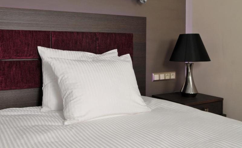 Superior King Room image 4