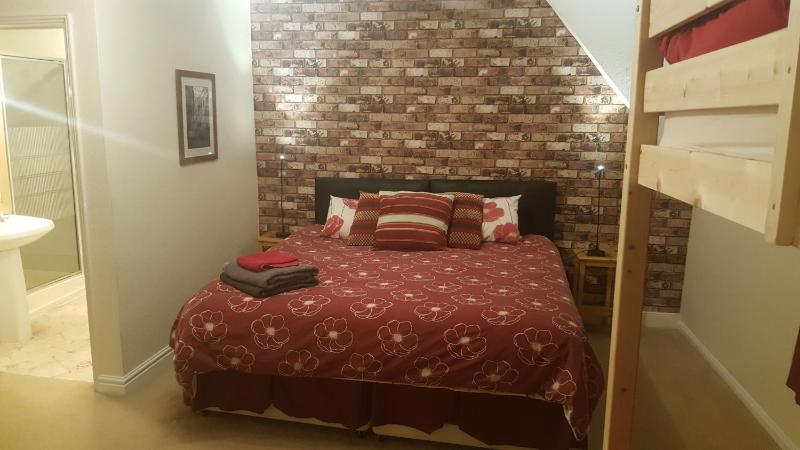 Family Room image 1