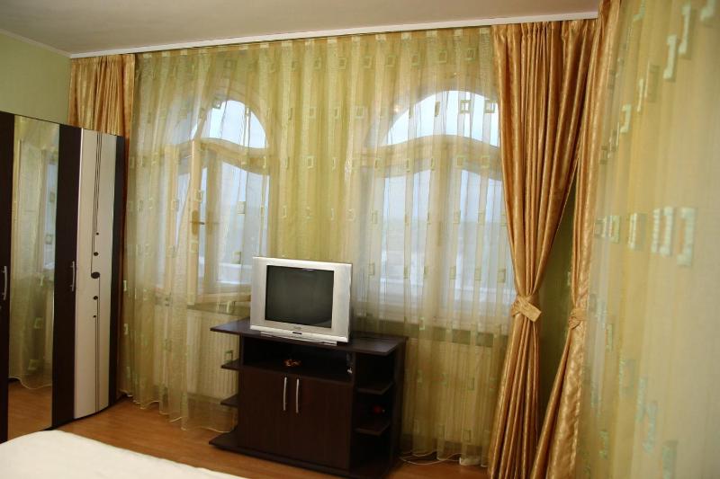 Deluxe King Room image 3