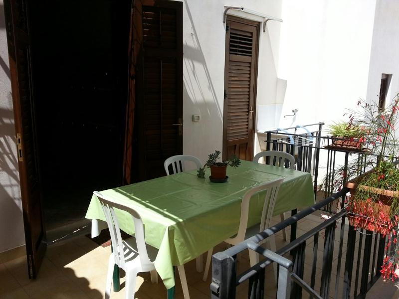 Sole - image 9