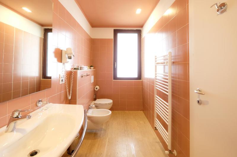Superior Double Room with Terrace image 4