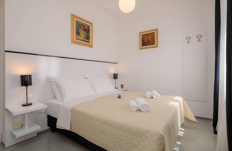 Double Room - 1st Floor image 4
