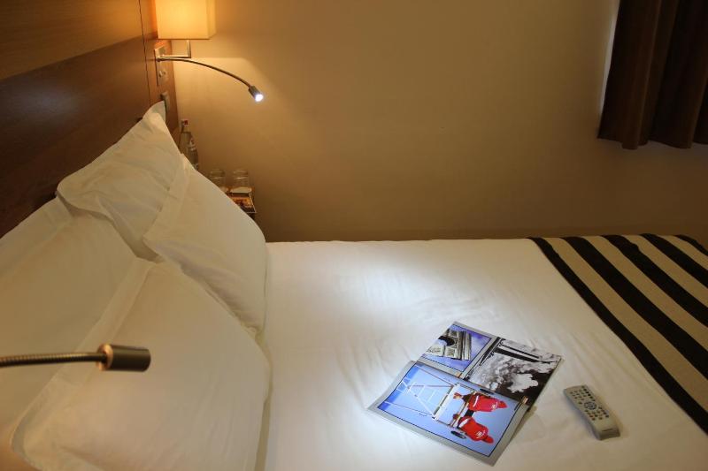 Single Room image 4