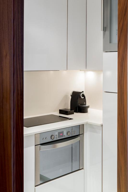 Deluxe Apartment with view image 2