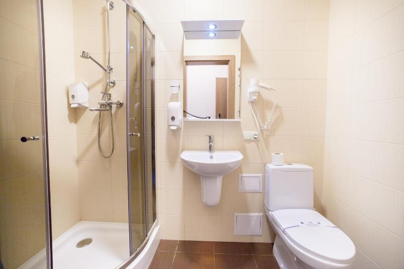 Standard Double Room image 2