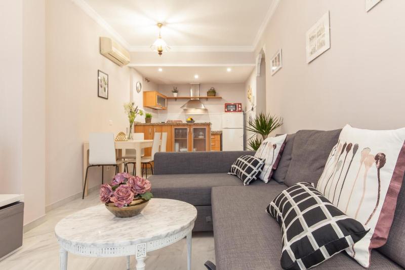 Elegante apartamento en el corazon de Sevilla. - image 12