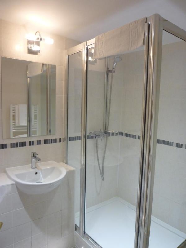 Superior Double Room image 4