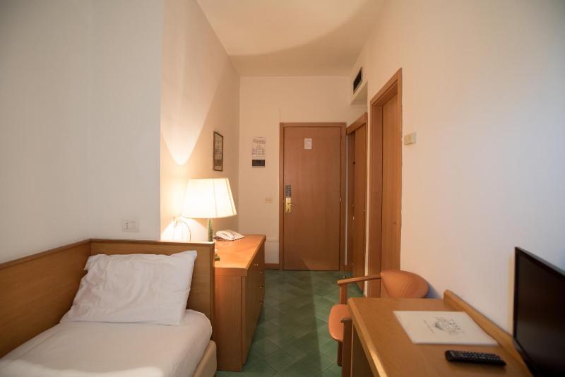 Hotel Villa Maria - image 2