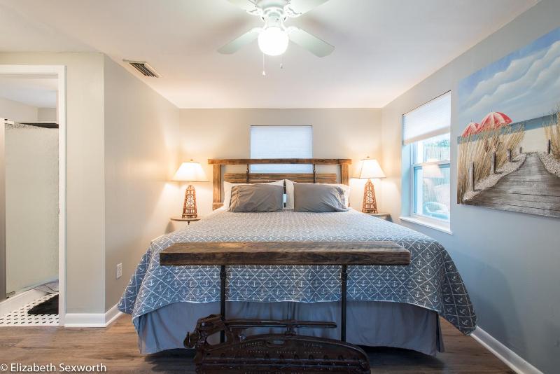Two-Bedroom House image 3