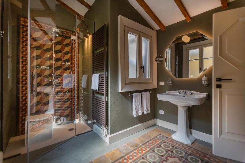 Superior Studio Apartment image 3