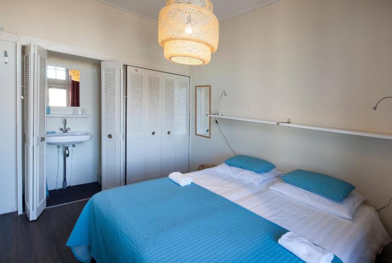 Standard Twin Room with External Private Bathroom image 1