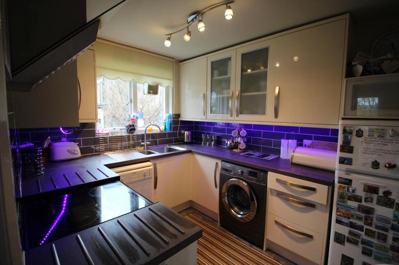 Howgill Self-Catering Sleeps 6 Pet Friendly - image 10