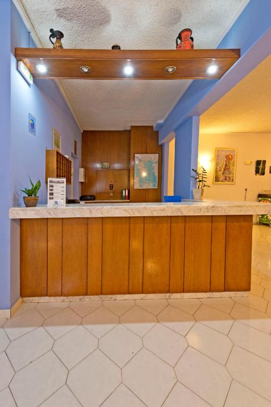Trianta Hotel Apartments - image 6