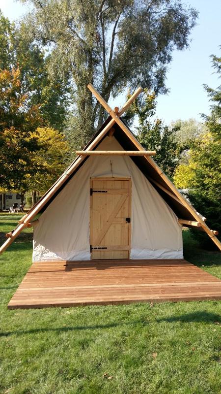 Tipi image 1