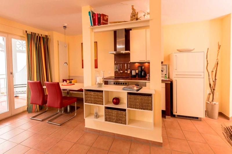 Apartment with Shower image 2