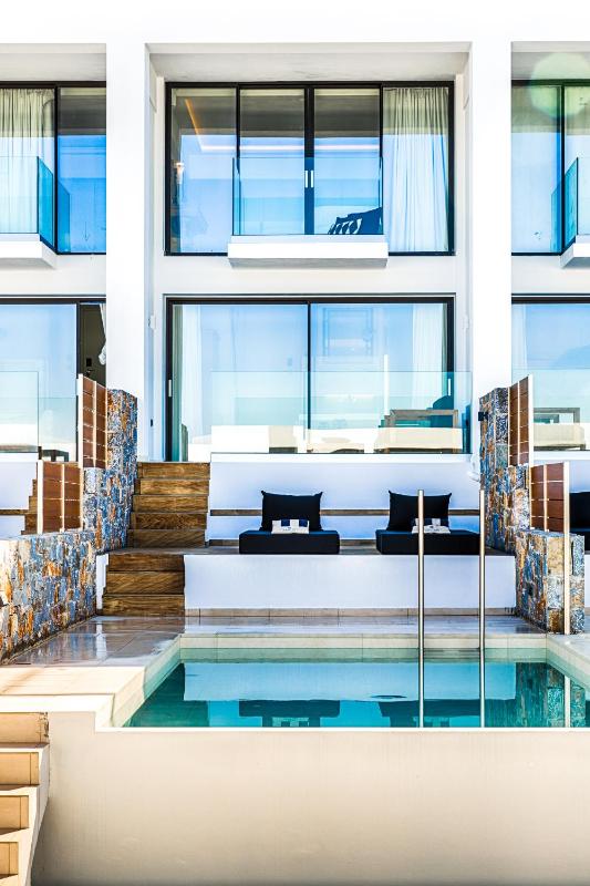 Abaton Collection Suite with Private Pool image 2