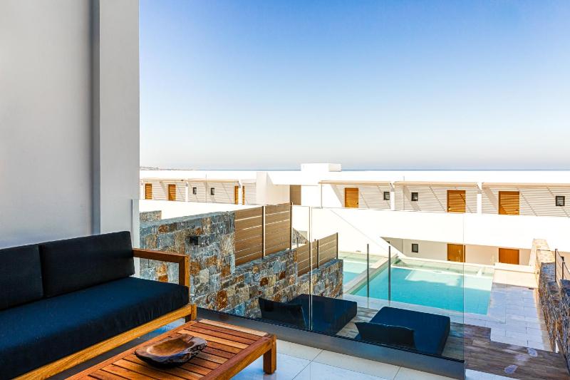 Abaton Collection Suite with Private Pool image 4