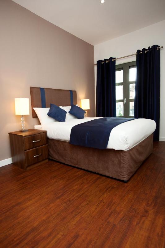 Three-Bedroom Apartment image 1