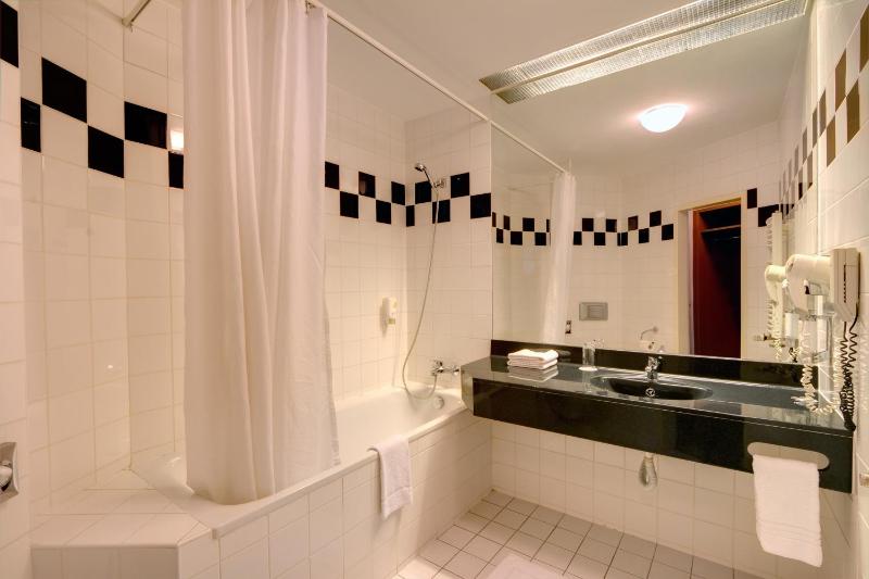 Theatrino Hotel - image 9