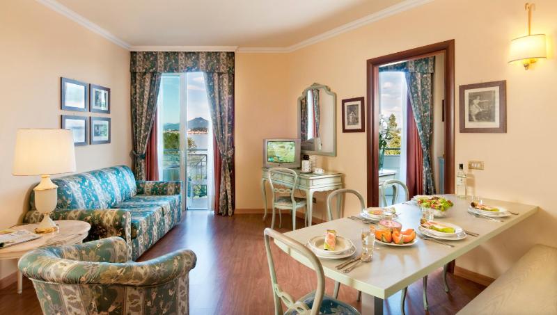 Two-Bedroom Apartment with Lake View image 1