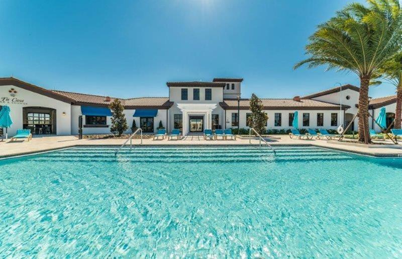 Five-Bedroom Villa image 1