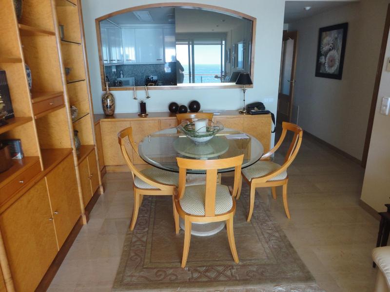 Apartment image 2