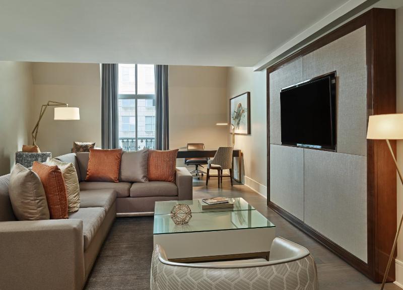 Loft Suite image 4