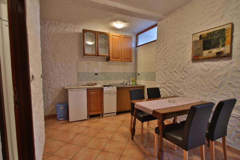 Rooms and Apartment Feral - image 17