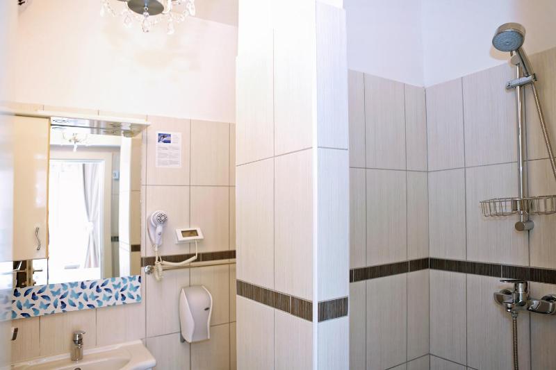 Superior Double or Twin Room with Sea View and Balcony image 3