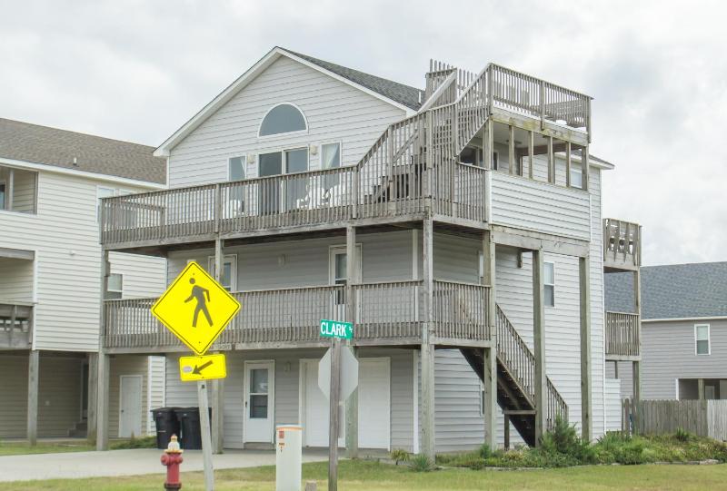 Holiday Home image 1