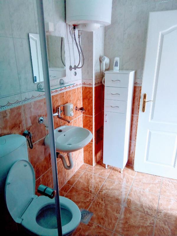 Standard Apartment image 2