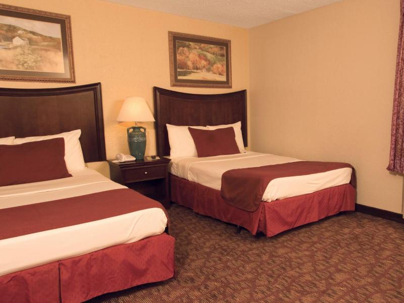 Standard Queen Room image 2