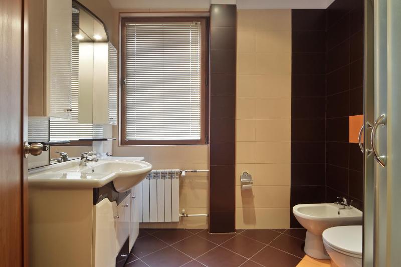 Double Room image 2