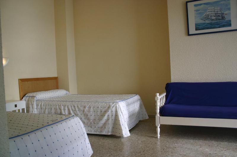 Apartamentos Astoria - Benidorm - image 10