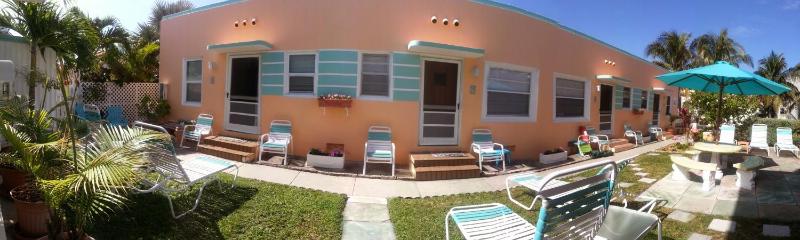 Atlantic Sands Beach Suites - image 30