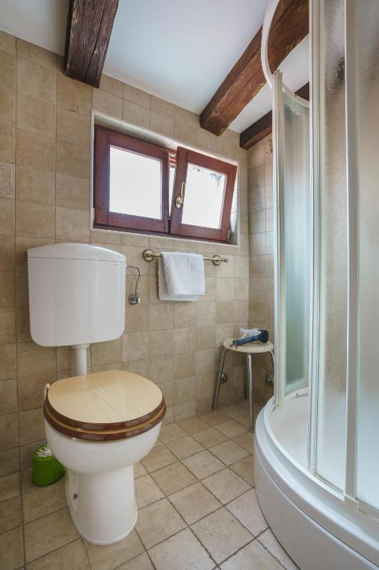Two bedroom apartment with Balcony image 2