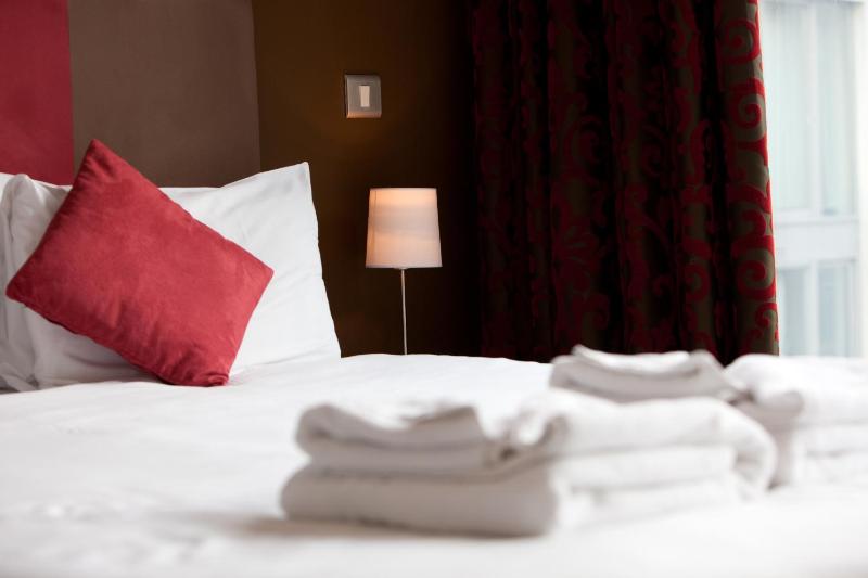 The Spires Serviced Apartments Birmingham - image 8