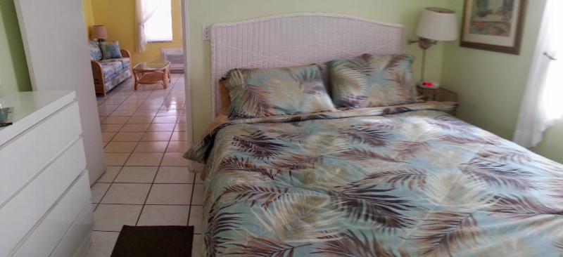 Atlantic Sands Beach Suites - image 26