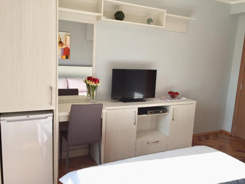Apartments Lara - image 15