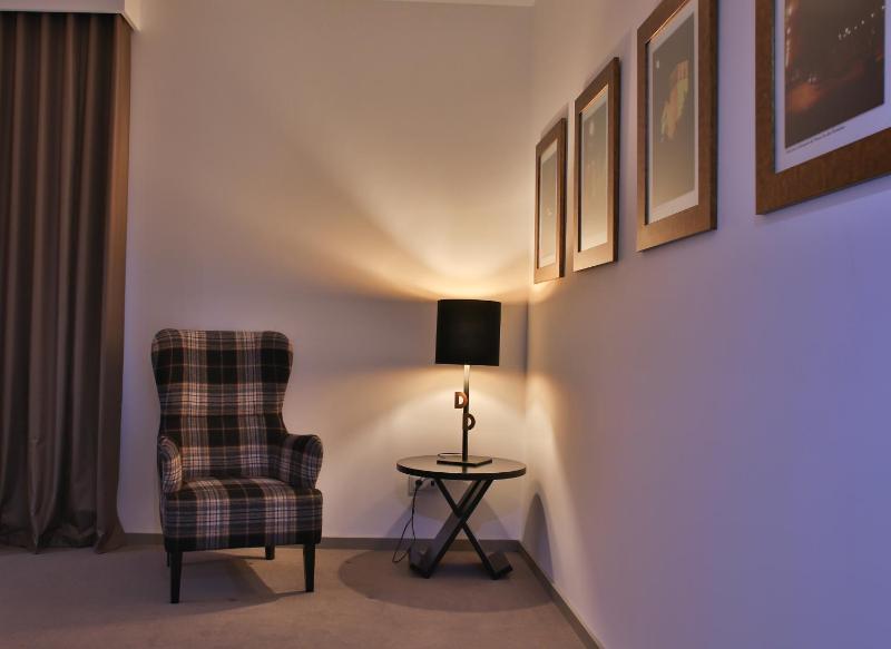 Suite with Balcony - River View image 4