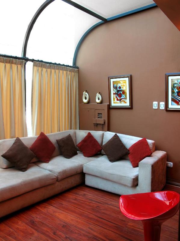 Solis Dies Hotel - image 13