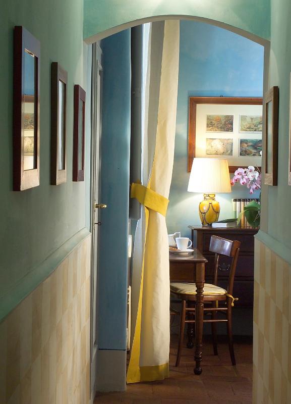 Deluxe Double or Twin Room image 2