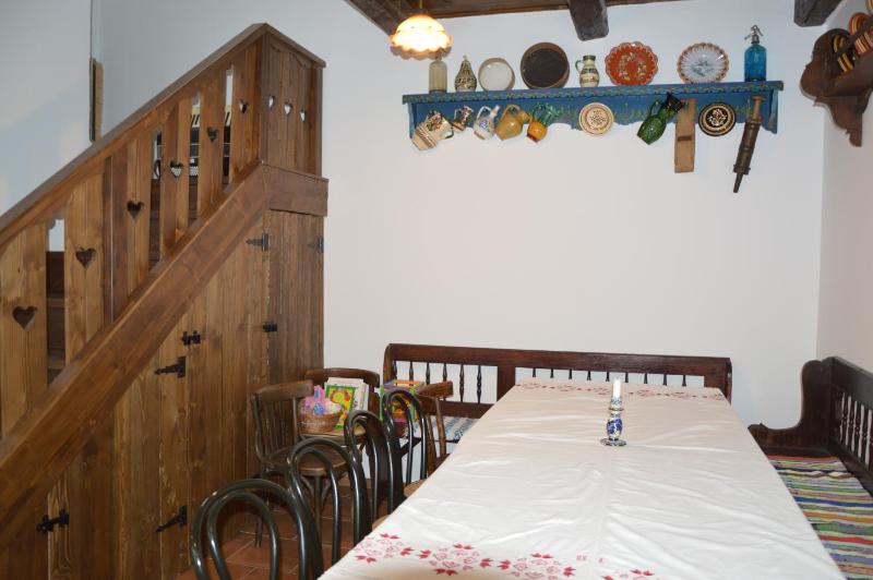 Triple Room with Private Bathroom image 1