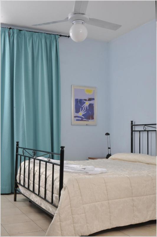 Double or Twin Room with Shared Bathroom image 3